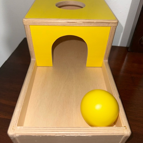 Lovevery Ball Drop Box and ball - Picture 1 of 5